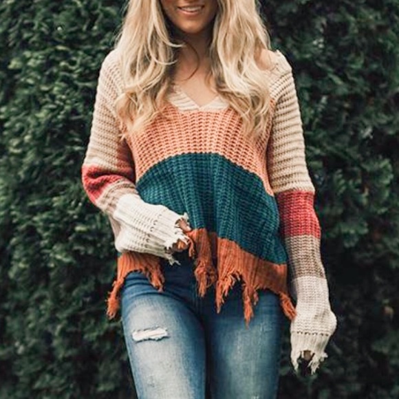 ✨LAST 2✨Waffle Knit Colorblock Fray Fall Sweater - Picture 2 of 4